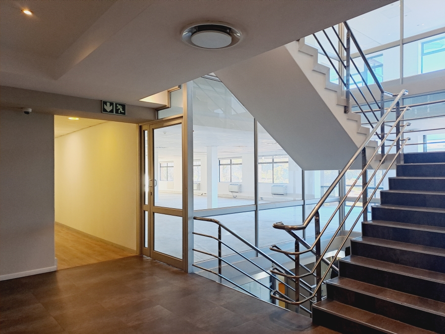 To Let commercial Property for Rent in Plattekloof Western Cape